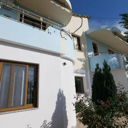 Kiri S.apartaments Apartman Saranda