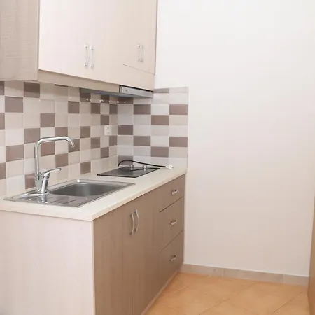Kiri S.apartaments * Saranda