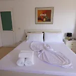 Kiri S.apartaments * Sarande