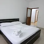 Kiri S.apartaments Sarande