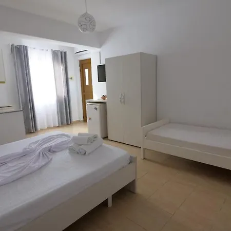 Kiri S.apartaments Saranda